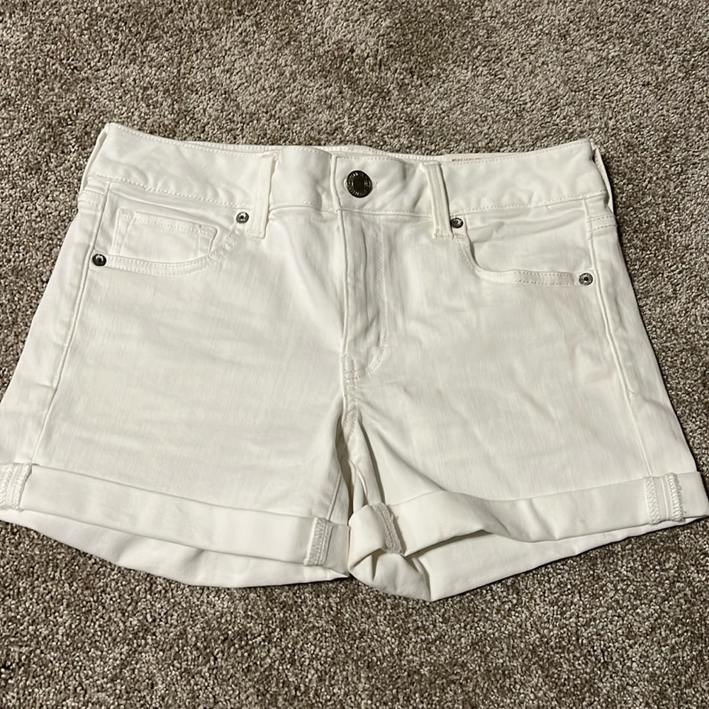 AE Midi Shorts - White